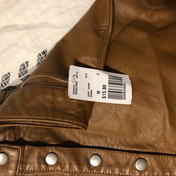 Forever 21 tan/brown leather skirt - Picture 2 of 2